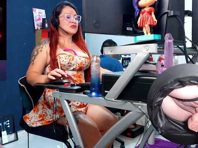 Leidydi223 live cam on UnifiedCams