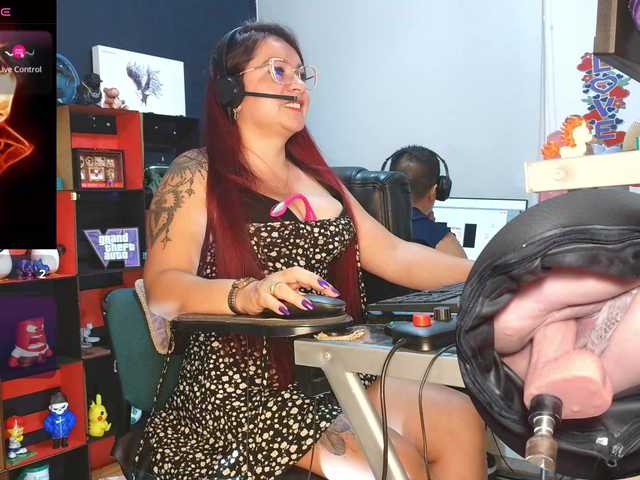 Leidydi223 live cam on BongaCams