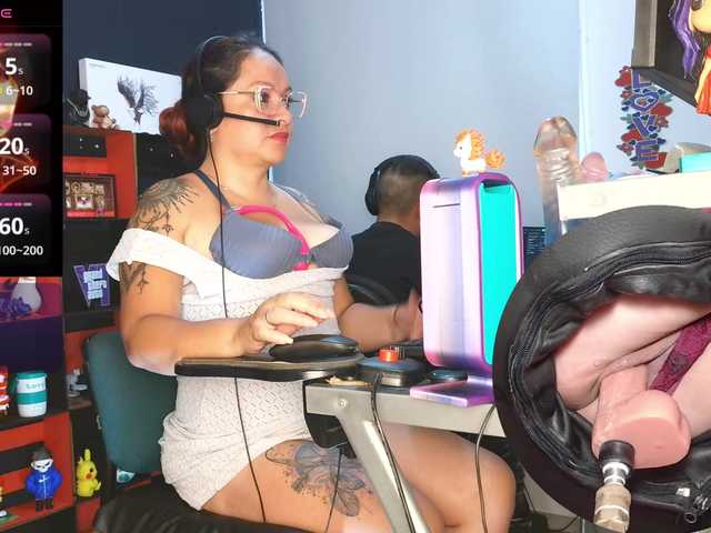 Leidydi223 live cam