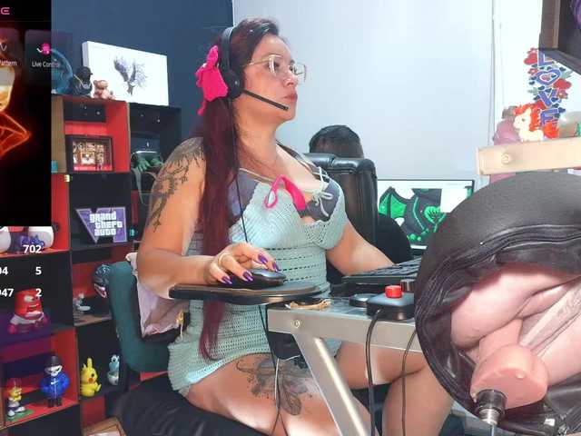 Leidydi223 live cam on BongaCams