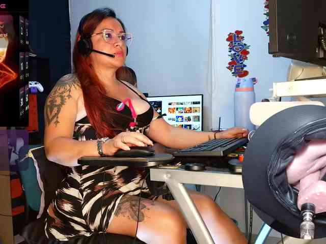 Leidydi223 webcam