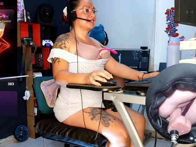 Leidydi223 webcam