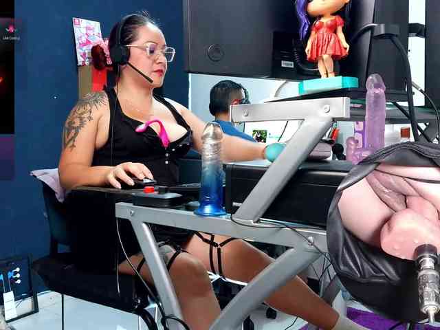 Leidydi223 webcam