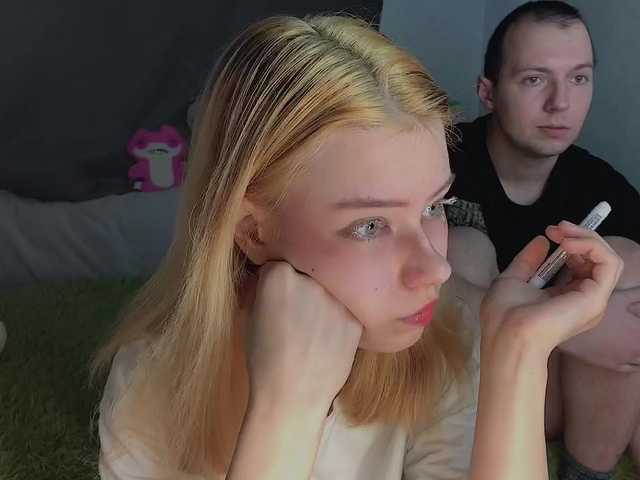 Z0mb1e's BongaCams show and profile