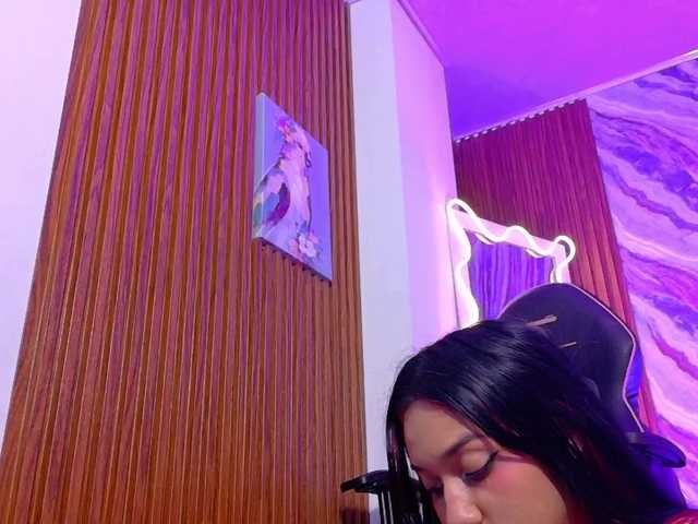 Artemiss-tay live webcam show