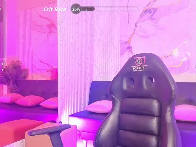 Artemiss-tay live cam on BongaCams