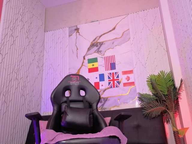 Artemiss-tay live cam on BongaCams