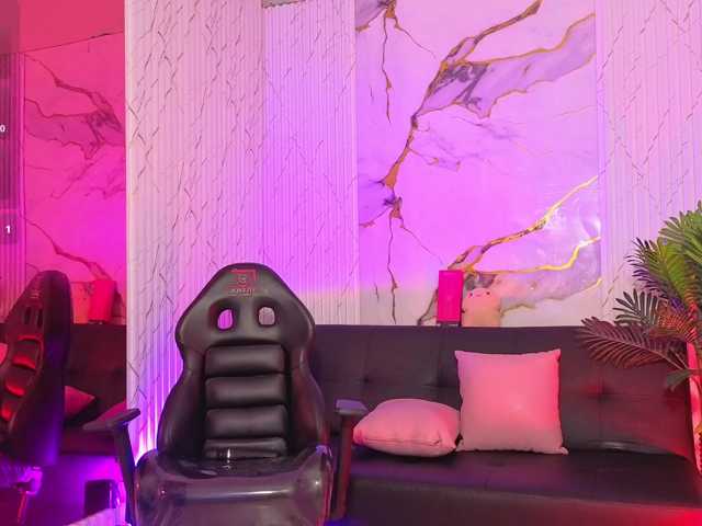 Artemiss-tay live cam on BongaCams