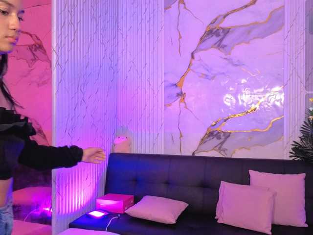 Artemiss-tay's BongaCams show and profile