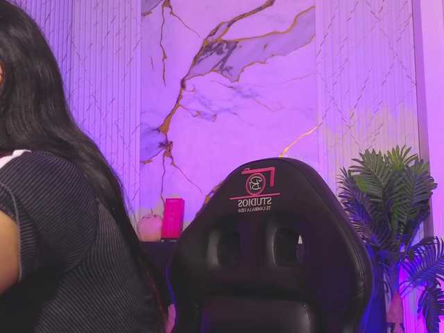 Artemiss-tay live cam on BongaCams