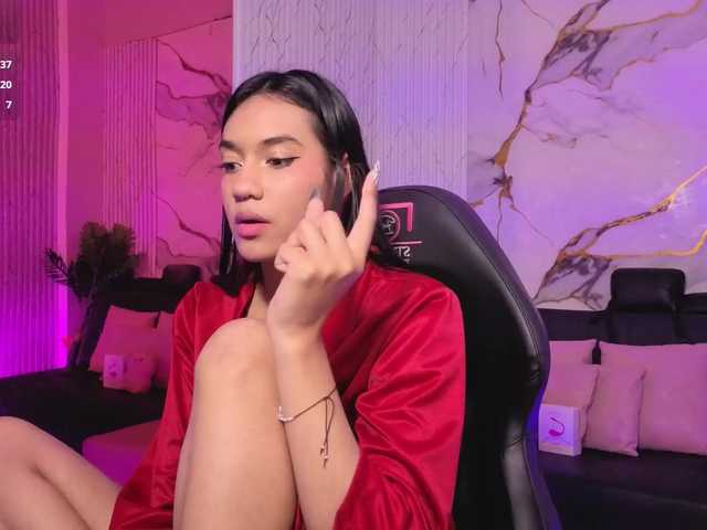 Artemiss-tay live webcam show
