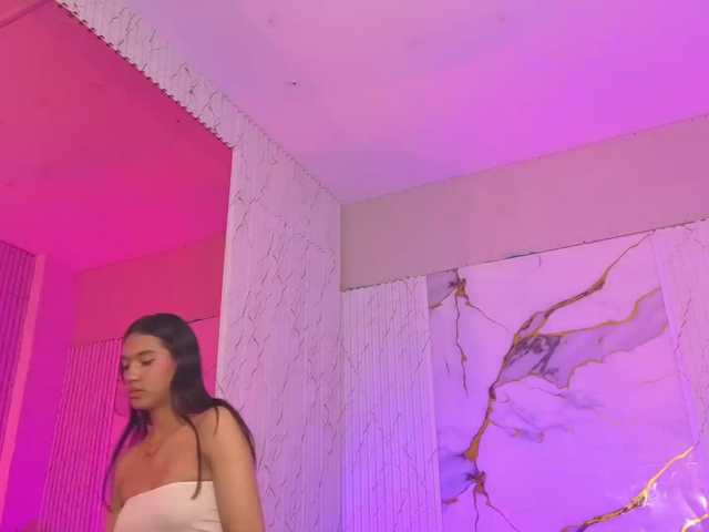 Artemiss-tay live cam on BongaCams
