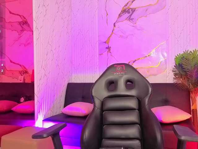 Artemiss-tay live cam on BongaCams