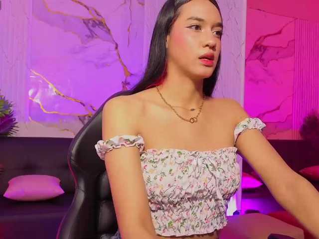 Artemiss-tay live cam on BongaCams
