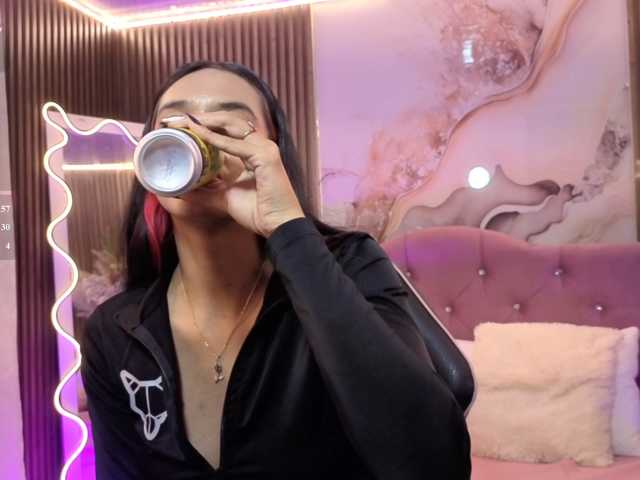 Artemiss-tay live cam on BongaCams