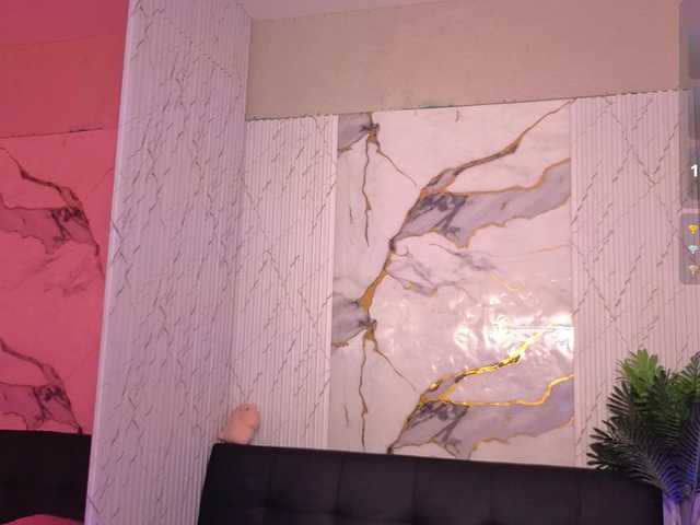 Artemiss-tay's BongaCams show and profile