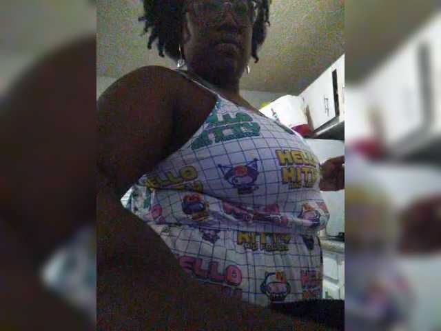 PiNK57CHEVY1 live cam on BongaCams