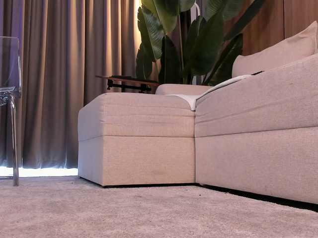 BabeInBlush live cam