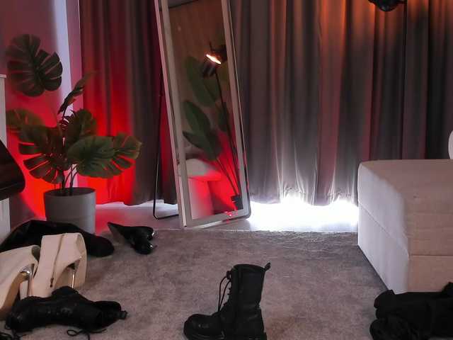 BabeInBlush live cam on BongaCams