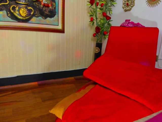 ---rrmodelsstars--- live cam on BongaCams