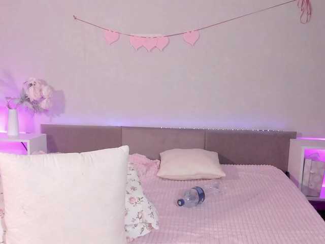 Sweeety-pie live cam on BongaCams