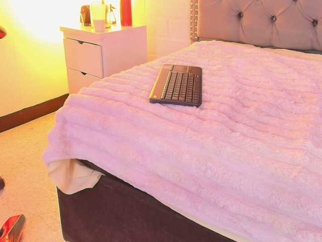 MashaPink live cam on BongaCams