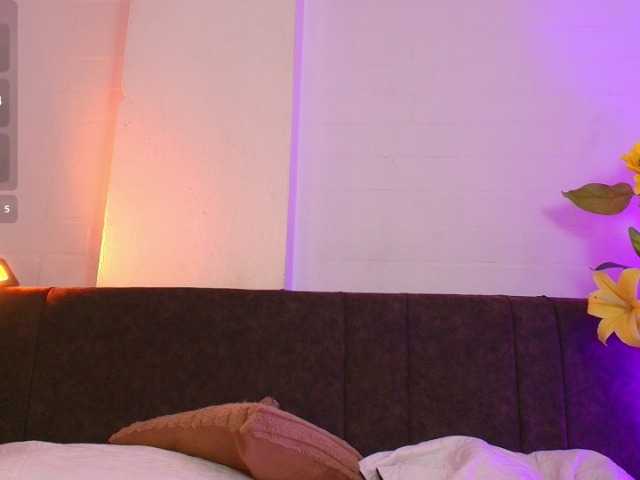 MashaPink live webcam show