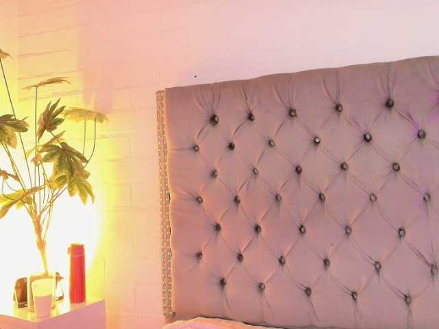 MashaPink live cam on BongaCams
