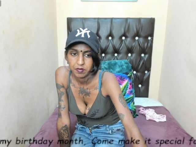 temptressqeen live cam on BongaCams