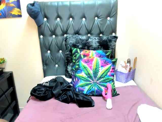 temptressqeen webcam