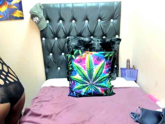 temptressqeen webcam