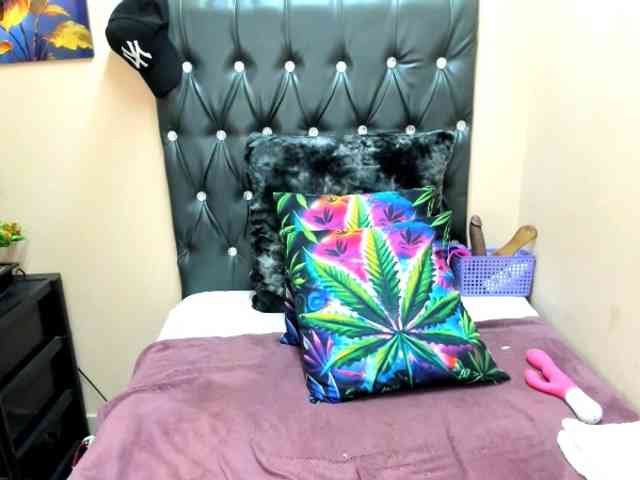 temptressqeen webcam