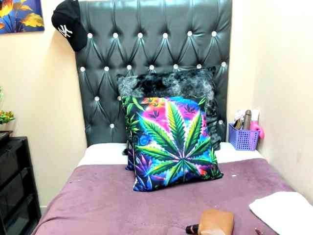 temptressqeen webcam