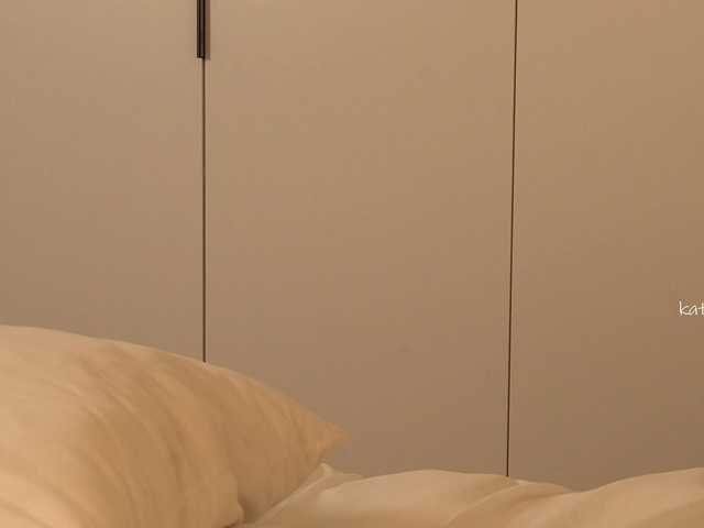 Kathariine live cam