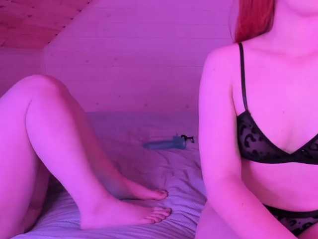 SweetEmptiness live cam on BongaCams
