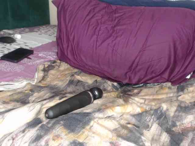 slikypearl webcam