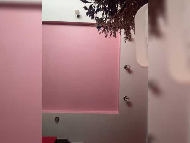 Vishenka69 live cam on BongaCams