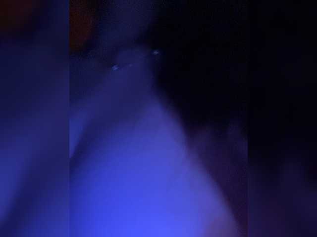 Vishenka69 live cam on BongaCams
