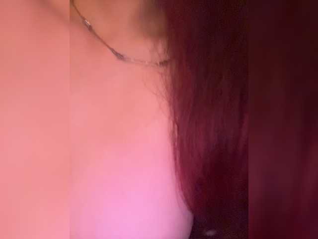 Vishenka69 live cam on BongaCams