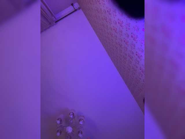 Vishenka69 live cam on BongaCams