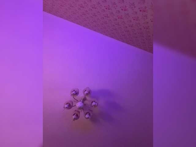Vishenka69 live cam on BongaCams