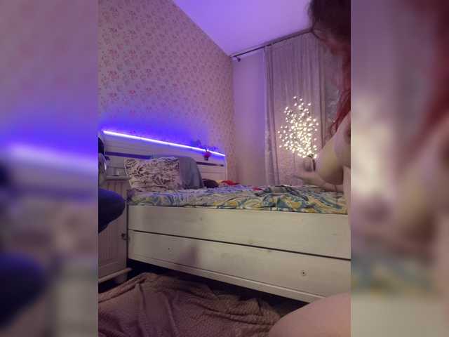 Vishenka69 live cam on BongaCams
