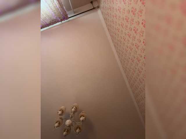 Vishenka69 live cam on BongaCams