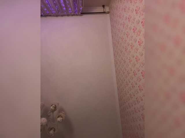Vishenka69 live cam on BongaCams