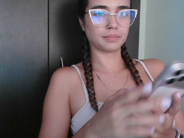 trianabell live cam on BongaCams