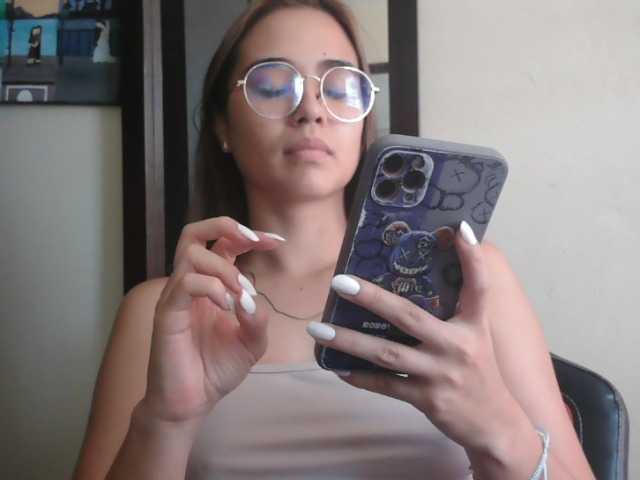 trianabell live cam on BongaCams