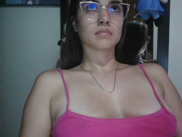 trianabell live cam on BongaCams