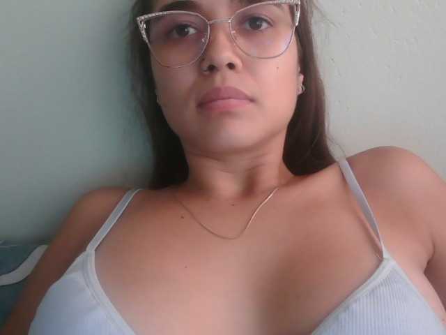 trianabell live cam on BongaCams