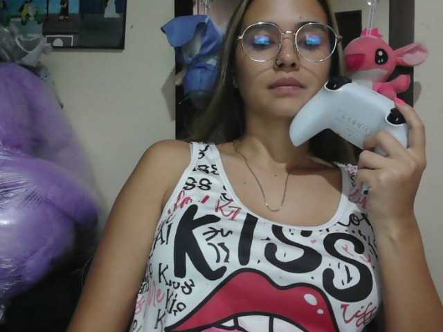 trianabell's BongaCams show and profile