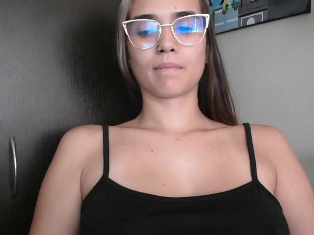 trianabell live cam on BongaCams